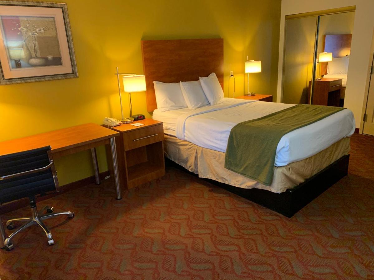 เบย์มอนต์ บาย วินด์แฮม เคฟซิตี้ Motel เคฟ ซิตี้ ภายนอก รูปภาพ